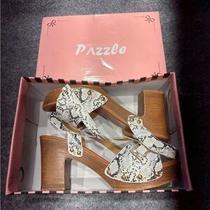 Pazzle Snakeskin Print Platform Sandals RB0126